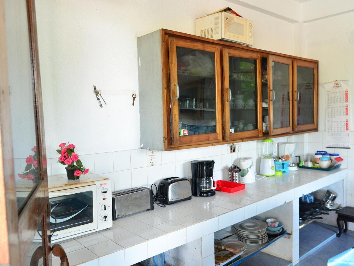 Happy Tuna Guesthouse Hikkaduwa Extérieur photo