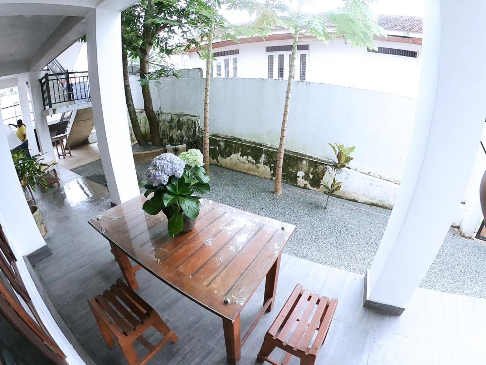 Happy Tuna Guesthouse Hikkaduwa Extérieur photo