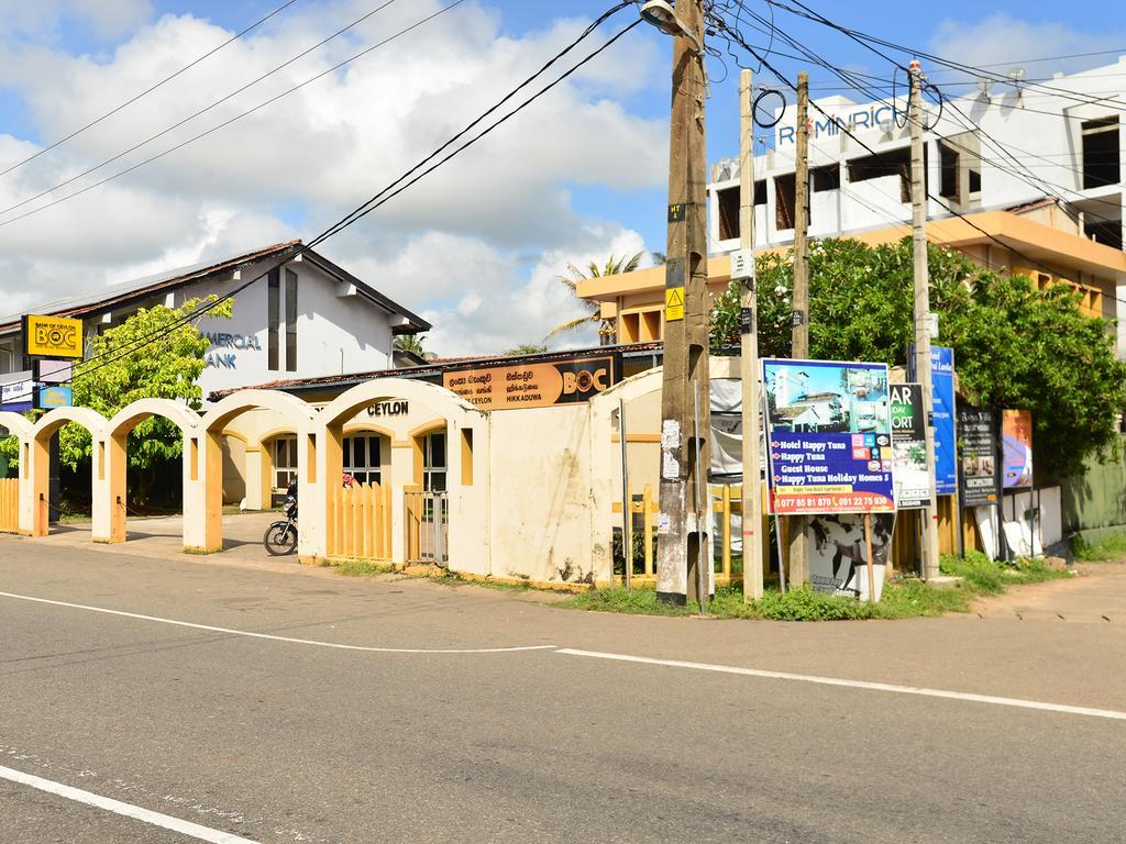Happy Tuna Guesthouse Hikkaduwa Extérieur photo